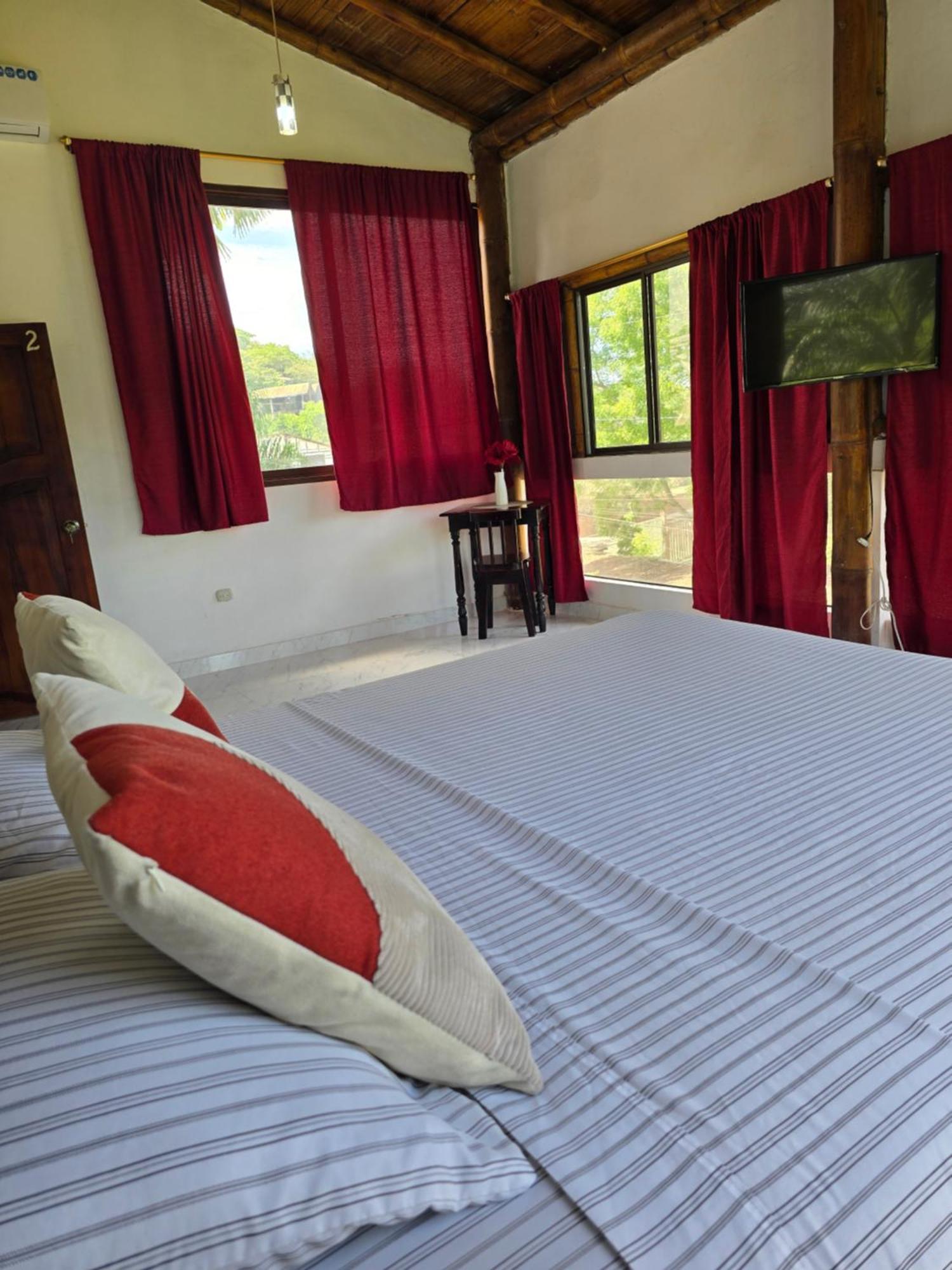 Palmendros Hosteria Montañita المظهر الخارجي الصورة